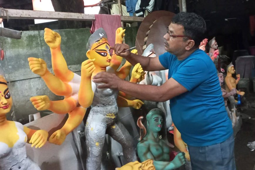 Pune’s Bangia Sanskriti Samsad celebrating Durga Pooja in the truest sense